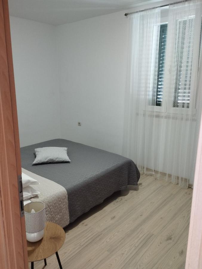 Apartments Mijo Kastela Ngoại thất bức ảnh
